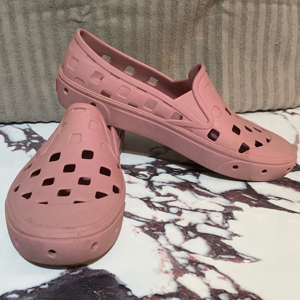Women’s vans shoes